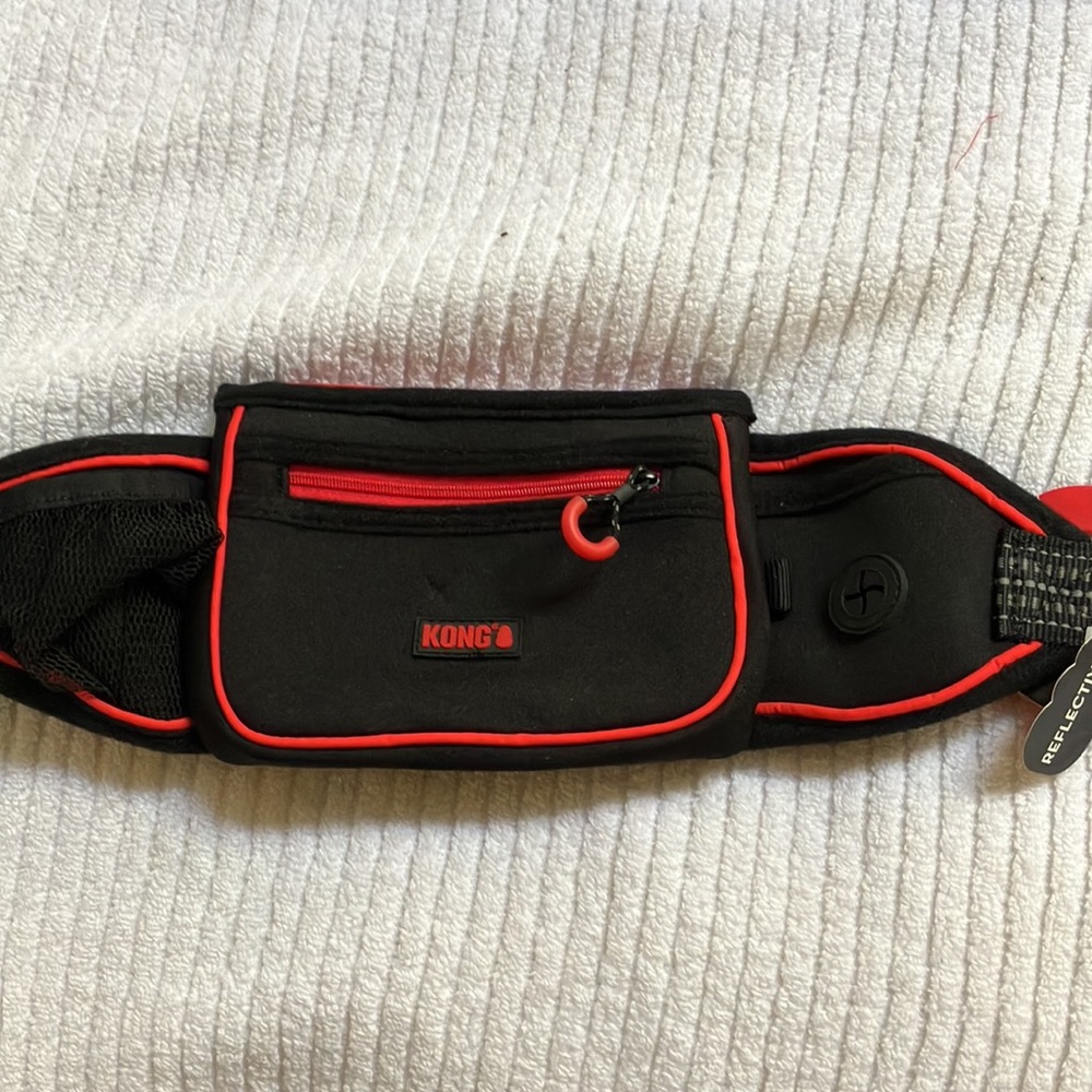 Waist pack by kong NWT